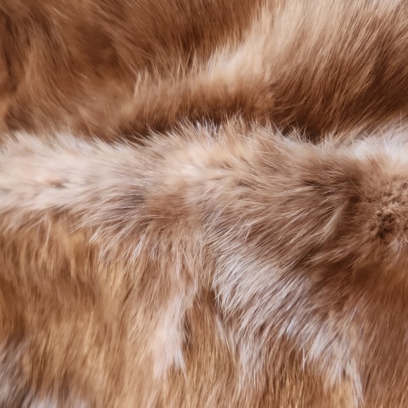 VINTAGE FORBES & WALLACE FUR STOLE - Picture 10 of 16